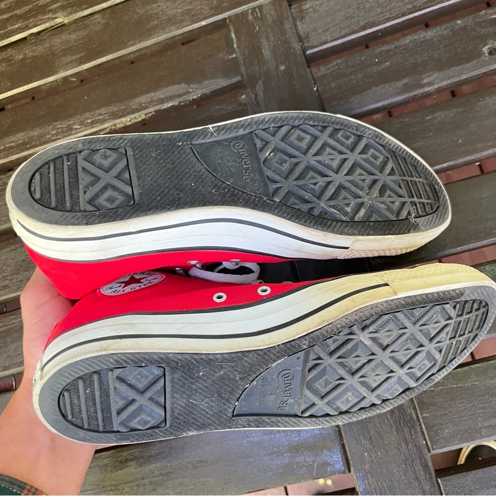 Converse Ctas Hi in Red (12) - Picture 5 of 5